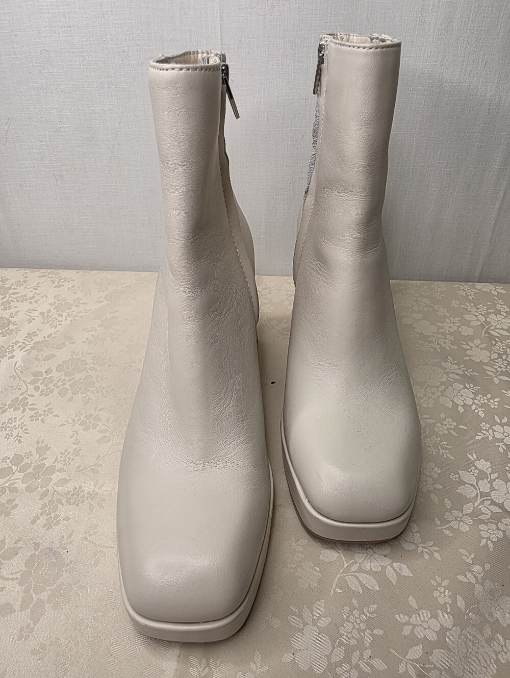 Dolce Vita Ivory Leather Platform Ankle Boots Square Toe Block Heel Size 7.5 - Picture 3 of 11